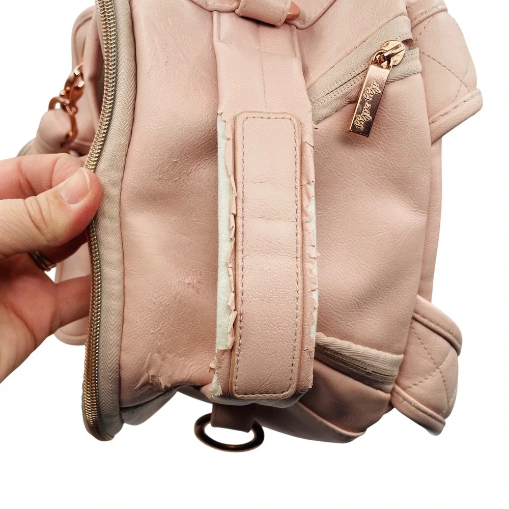 READ-Itzy Ritzy Boss Plus Diaper Bag Backpack Blush Pink‎ Vegan Leather Travel